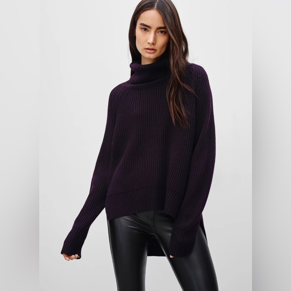 Aritzia Lin sweater
